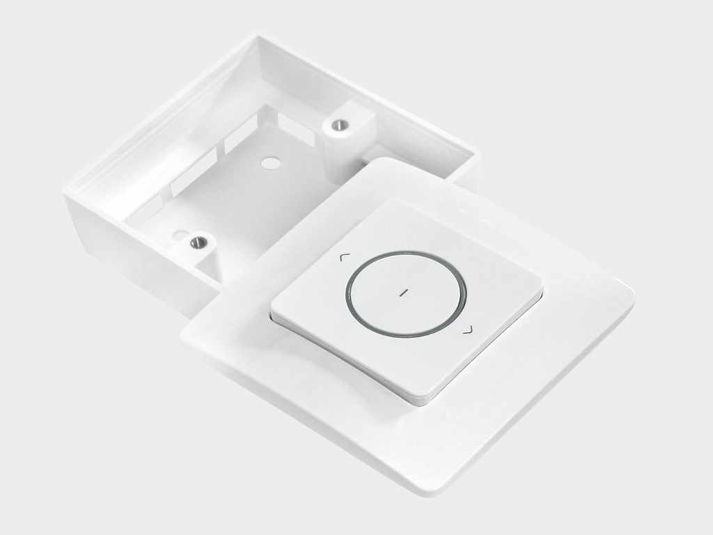 Ворота рулонные (Рольворота) из одностороннего экструдированного роллетного профиля RHE84М 14