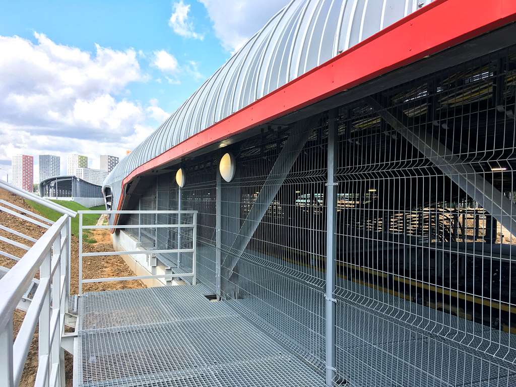 Забор из заборной секции «Оптима» и стального прутка 4 и 5 мм 8 Забор из заборной секции «Оптима» и стального прутка 4 и 5 мм 8